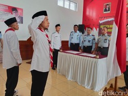 Momen Teroris Pembuat Roket Insaf di Lapas Purwakarta