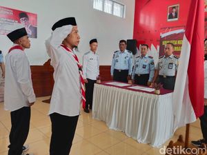 Momen Teroris Pembuat Roket Insaf di Lapas Purwakarta Momen Teroris Pembuat Roket Insaf di Lapas Purwakarta