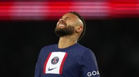 Neymar tempati nomor kedua. Penyerang PSG dari Liga Prancis itu dihajar lawan 59 kali (AP)