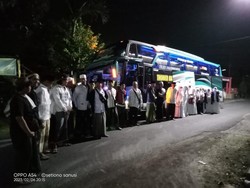 Fasilitasi Warga ke Puncak Satu Abad NU, Bupati Gresik: Ini Momen Langka