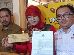 Polisi Hentikan Laporan Gus Samsudin Terhadap Pesulap Merah