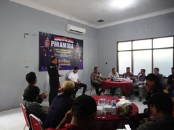 Polisi Cangkrukan-Komunikasi soal Keamanan dan Ketertiban di Bojonegoro