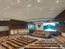 Tok! Paripurna DPR Sepakati Filianingsih Jadi Deputi Gubernur BI Tok! Paripurna DPR Sepakati Filianingsih Jadi Deputi Gubernur BI