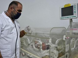 Bayi Terikat Pusar Selamat dari Reruntuhan Akibat Gempa di Suriah, Ibu Tewas