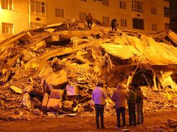 Kesaksian Warga Sukabumi Diguncang Dahsyatnya Gempa Turki