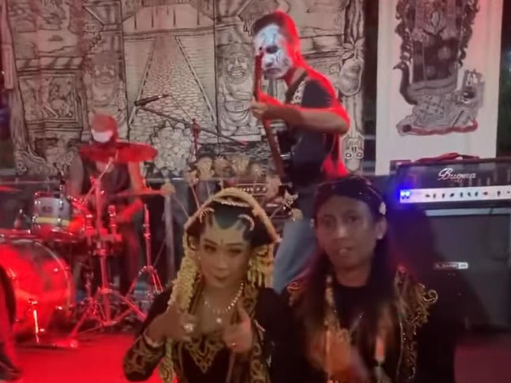 Pernikahan Anak Seniman di Jogja Viral, Undang DJ hingga Band Black Metal