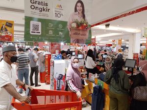 Cek Toko Sebelah Harga Barang Lebih Murah, Transmart Siap Ganti! Cek Toko Sebelah Harga Barang Lebih Murah, Transmart Siap Ganti!