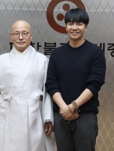 Bakal Nikahi Lee Da In, Lee Seung Gi Diduga Pindah Agama