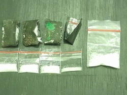 Edarkan Sabu dengan Sistem Tempel, Ibu Muda di Bogor Ditangkap Polisi