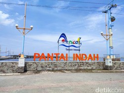 Baru Setengah Hari, Pengunjung Ancol Tembus 32 Ribu di Libur Natal 2023