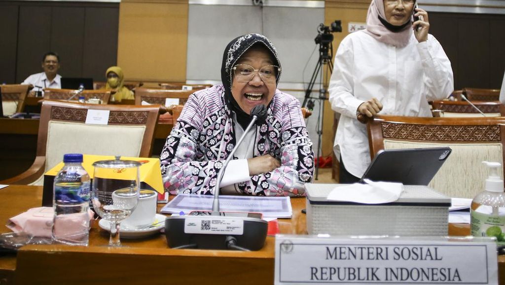 Kala Risma Curhat di DPR, Anggaran Kemensos Ditahan Menkeu Kala Risma Curhat di DPR, Anggaran Kemensos Ditahan Menkeu