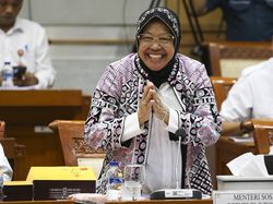 Sederet Fakta Diungkap Risma soal Anggaran Kemiskinan Rp 500 T Dipakai Rapat