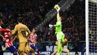 Di Liga Spanyol, Barca baru kebobolan tujuh kali dari 20 laga lho (AP)