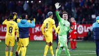 Lewandowski tajam sebagai mesin gol, Gavi-Pedri tangguh di lini tengah, dan Kounde cs mampu kawal lini pertahanan. Jangan lupakan sang kiper yang lagi top-topnya, Marc-Andre ter Stegen! (AP)
