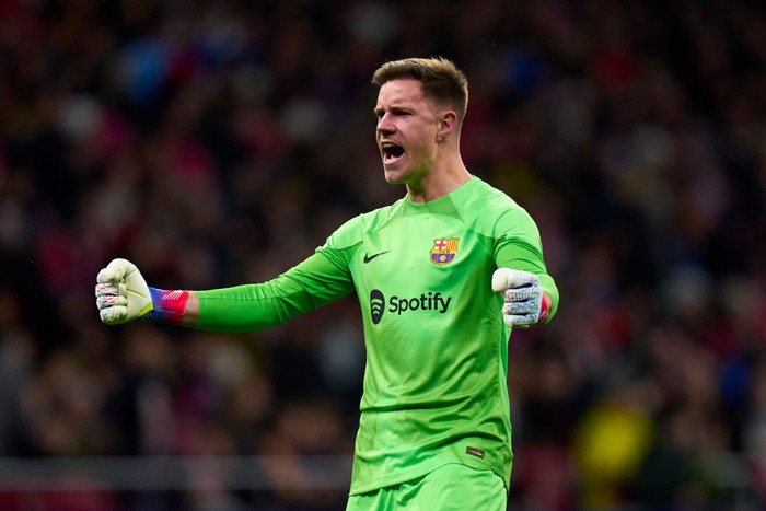 MADRID, SPAIN - JANUARY 08: Marc-Andre ter Stegen of FC reacts Barcelona during the LaLiga Santander match between Atletico de Madrid and FC Barcelona at Civitas Metropolitano Stadium on January 08, 2023 in Madrid, Spain. (Photo by Diego Souto/Quality Sport Images/Getty Images)