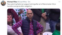 Meme ini menggambarkan Pep Guardiola saat memimpin Manchester City di divisi bawah. Ya, ampun bete banget kelihatannya! (Foto: Twitter)