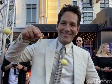 Paul Rudd Setop Bawa Smartphone ke Lokasi Syuting