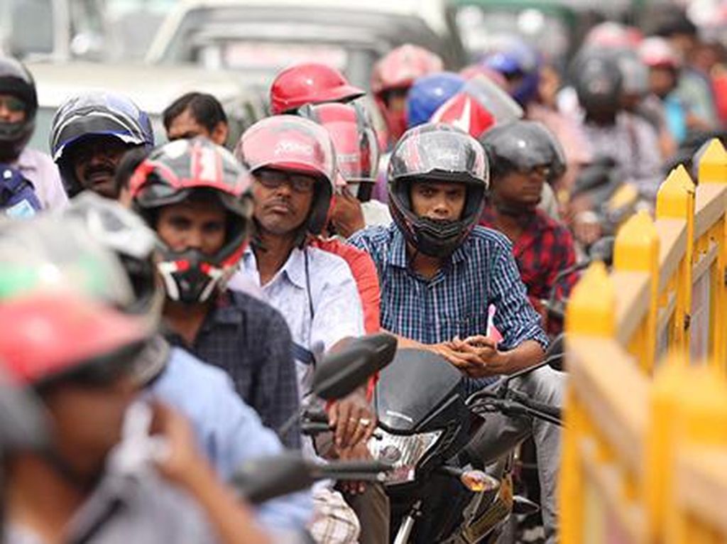 Kasihan Pemotor di Bangladesh, Seluruh Motor Mesinnya Dibatasi Cuma 165 Cc