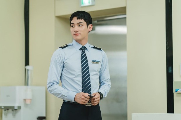 Potret karakter Jung Jong Hyun dalam drama The Interest of Love/ Foto: instagram.com/stillalive_photography Potret karakter Jung Jong Hyun dalam drama The Interest of Love