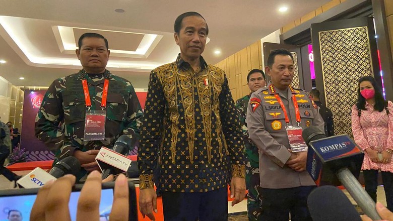 Jokowi Minta Pangdam-Kapolda Cegah Karhutla: Janji 7 Tahun Lalu Masih Berlaku