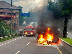 Vespa Matik Ludes Terbakar di Magelang, Pemilik: Masuk Bengkel 3 Kali Vespa Matik Ludes Terbakar di Magelang, Pemilik: Masuk Bengkel 3 Kali