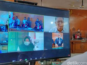 Eks Ketua DPRD Jabar Divonis Lepas dalam Kasus Penipuan SPBU