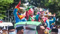 Superhero hingga Ontel Meriahkan Pawai Taaruf MTQ Tangsel