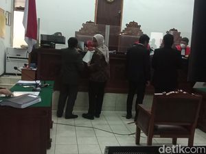Hakim Optimis Tamara Bleszynski dan Kakak Bisa Damai