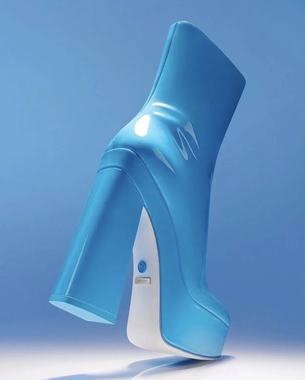 Foto: instagram.com/prettyguardian_sailormoon Sailor Mercury ankle boots/