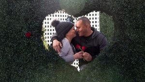 Instalasi Romantis Hiasi Times Square Jelang Hari Valentine