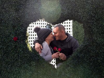 Instalasi Romantis Hiasi Times Square Jelang Hari Valentine