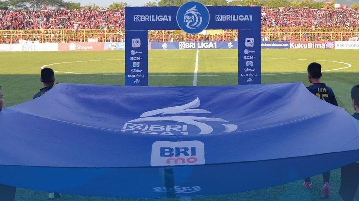Jadwal Liga 1 2023/2024 hari ini ada Persebaya Surabaya vs PSM Makassar. (Foto: Dok. PT LIB)