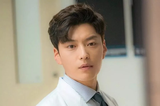 Jang Seung Jo dalam drama Chocolate / Foto: Soompi.com Jang Seung Jo dalam drama Chocolate / Foto: Soompi.com