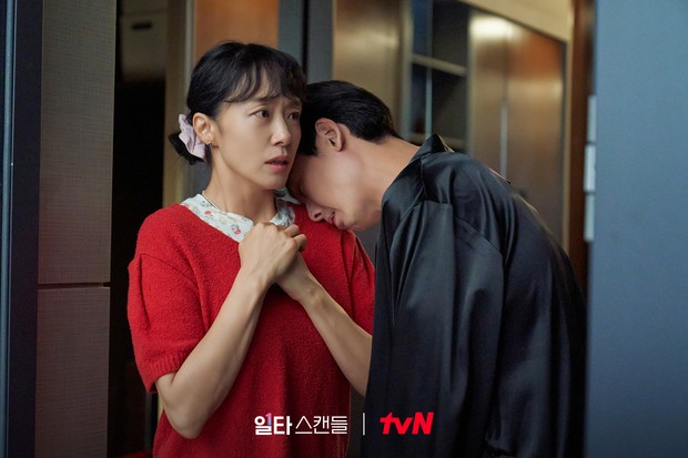 Jeon Do Yeon dan Jung Kyung Ho