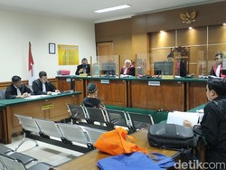 Terdakwa Penyedia Tablet Dana BOS Pandeglang Bakal Ajukan Eksepsi