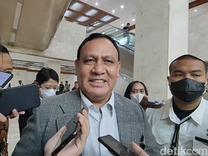 Tak Ada Bantuan Hukum dari KPK untuk Firli Bahuri Tak Ada Bantuan Hukum dari KPK untuk Firli Bahuri