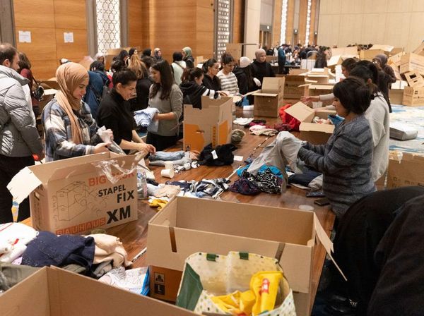 Komunitas Turki di Berlin, Kirim Bantuan Untuk Korban Gempa