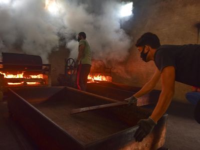 Melihat Pengolahan Kopi Tradisional Aceh