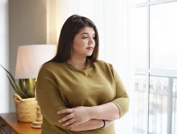 Perempuan dengan tubuh obesitas