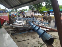 Satpol PP Akan Periksa Pemilik Papan Reklame Roboh di Pamulang Tangsel