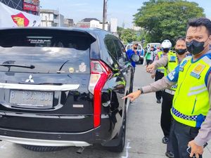 Kondisi Pajero Ditabrak Pemotor yang Tewas Terlindas Derek di Flyover Grogol