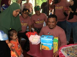 Balita Stunting Kota Blitar Dapat Bantuan di Hari Pers Nasional