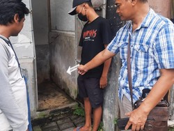 Pengunjung Kafe Mojokerto Coba Bunuh Diri Tenggak Cairan Pembersih Lantai