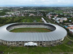 Stadion Barombong 13 Tahun Mangkrak, Zudan Minta Hibah Lahan Diselesaikan Stadion Barombong 13 Tahun Mangkrak, Zudan Minta Hibah Lahan Diselesaikan