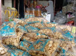 Krenyes Renyah! Keripik Melinjo Khas Indramayu Ini Jadi Buruan Krenyes Renyah! Keripik Melinjo Khas Indramayu Ini Jadi Buruan