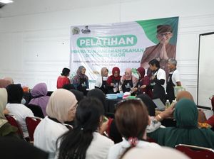 Relawan Sandiaga Bali Ajak Pelaku UMKM Olah Makanan dari Daun Kelor Relawan Sandiaga Bali Ajak Pelaku UMKM Olah Makanan dari Daun Kelor