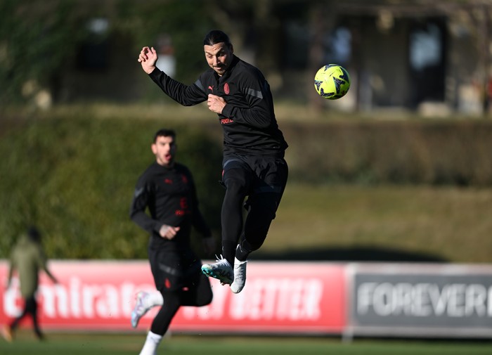 CAIRATE, ITALY - FEBRUARY 07: Zlatan Ibrahimovic of AC Milan in action during AC Milan training session at Milanello on February 07, 2023 in Cairate, Italy. (Photo by Claudio Villa/AC Milan via Getty Images)