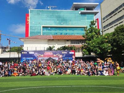 Kegiatan Lari Kenangan Siswa SMP Labschool Jakarta