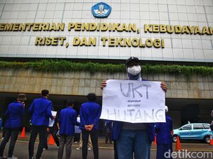 Kronologi UKT: Sempat Naik Tinggi, Turun Setelah Nadiem Dipanggil Jokowi Kronologi UKT: Sempat Naik Tinggi, Turun Setelah Nadiem Dipanggil Jokowi