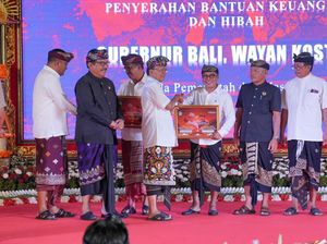 Koster Gelontorkan BKK Rp 6,58 Miliar untuk Gianyar